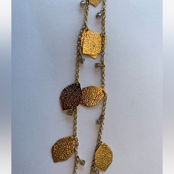 Fairycore/Greek Goddess Golden Leaf Necklace & Earrings Set 💛 - Picture 4 of 9